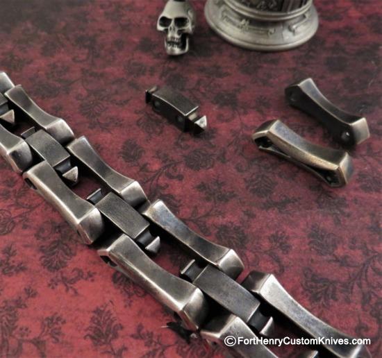 Steel Flame - Crusader Cross Bracelet - Image 5