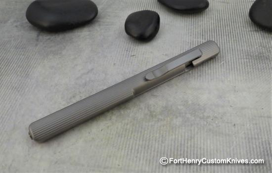 Darriel Caston - Obelisk Pen - Bolt Clip - Choice - Image 4