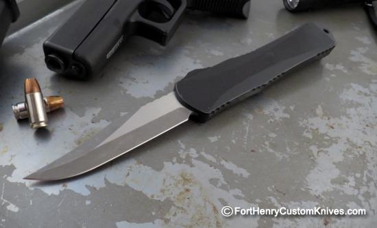 Heretic Knives - Manticore X Bowie OTF - Battleworn