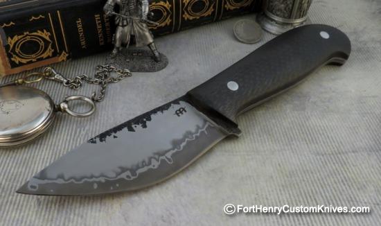 Mariano Yannoni - Custom Hunter - Hand Forged San Mai - Carbon Fiber