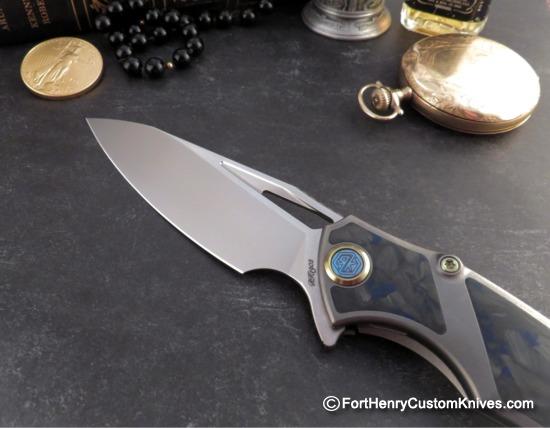 Rike Knife - RK1902 - Blue Carbon Fiber - M390 - Image 2