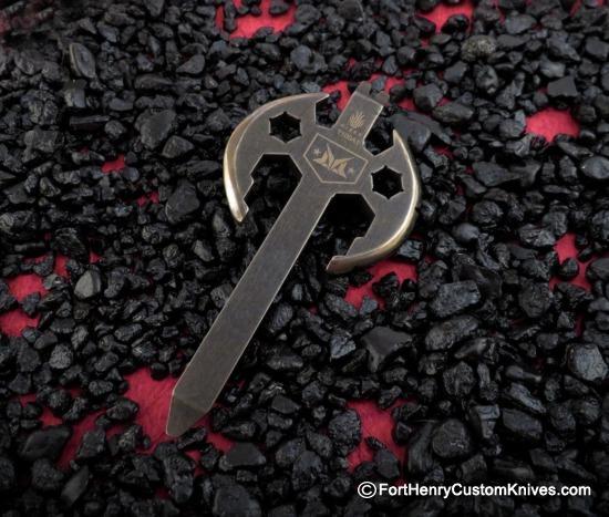 Kizer - Eddie Diaz / Macho Blades - Customized Titanium Pry Axe