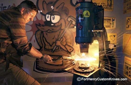 Trollsky Knives - Ghulbain - Stabilized Birch - Image 2