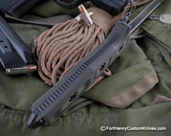 Heretic Knives - Nephilim - D.E. Elmax Dagger - Black / Green - Image 3