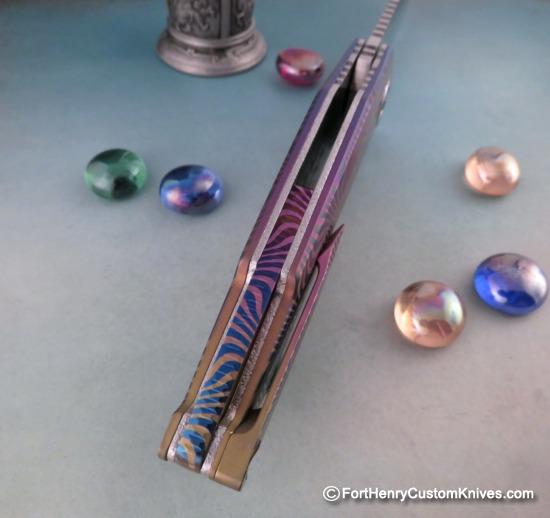 Dew Hara - Custom Ray Flipper - DFade Waveform Anodizing - Image 4