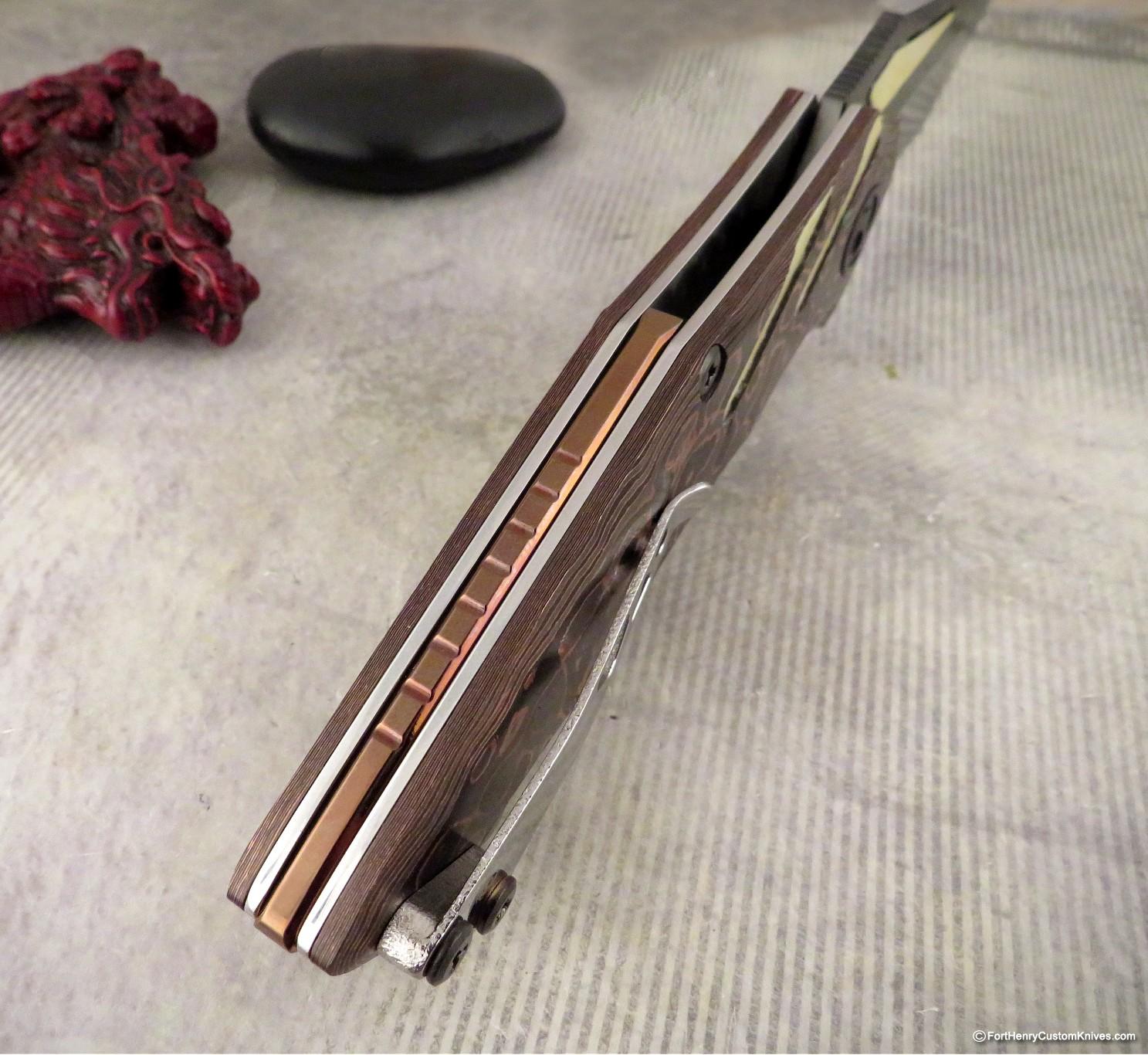 Dew Hara - Custom NOAH Tanto Flipper - CF - Gold Lip Pearl Inlay - Image 4