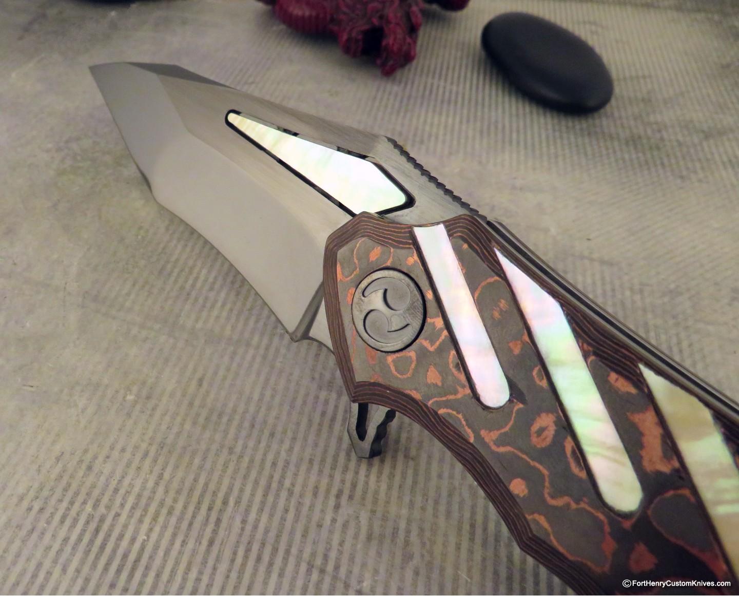 Dew Hara - Custom NOAH Tanto Flipper - CF - Gold Lip Pearl Inlay - Image 5