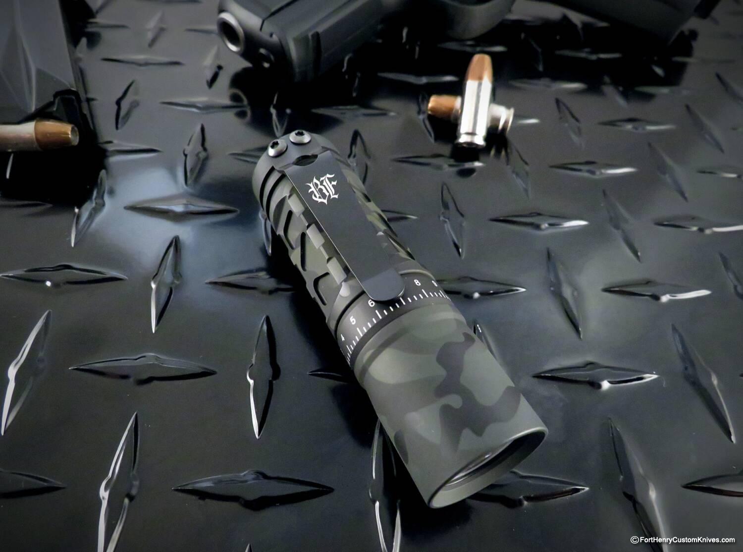 Barrel Flashlight - Rare MultiCam Black Rail - 3 Picatinny - Image 2