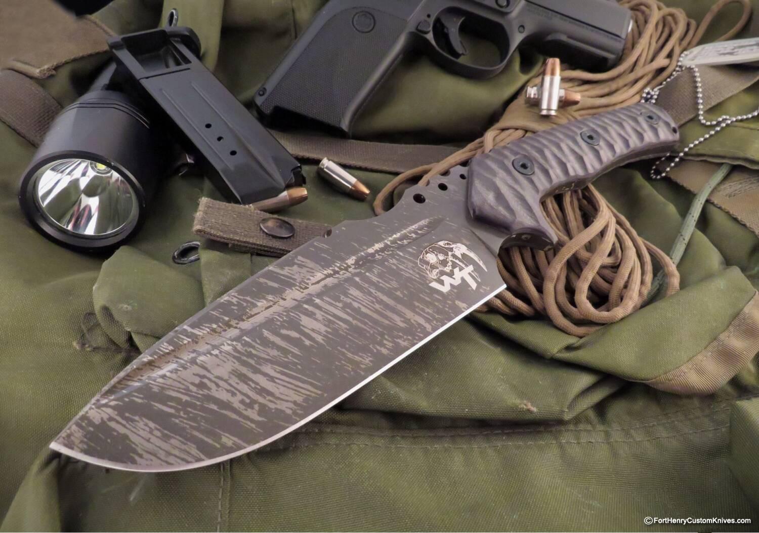 Wander Tactical - Uro - D2 - Custom Abstract Etch