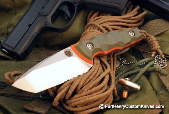 Piotr Gosciniak / PG Knives - Custom Spider - Serrations